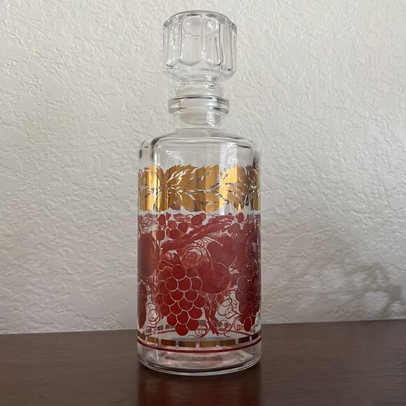Decanter Vintage Gold and Purple Fruit Pattern Mint Condition France - Picture 2 of 9